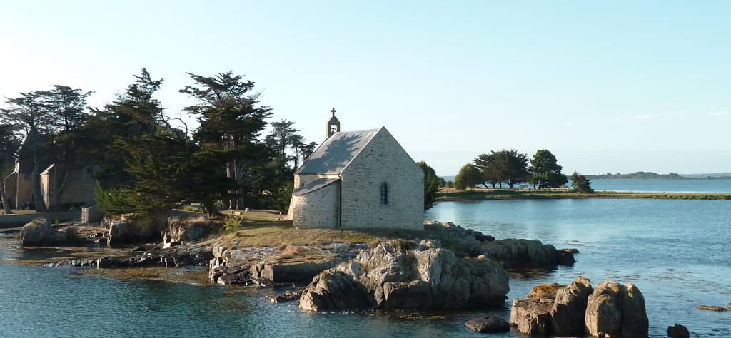 Chapelle de l'île de Boëdic